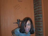 Full Size of 248990360tSHPMY_ph.jpg Self Pictures